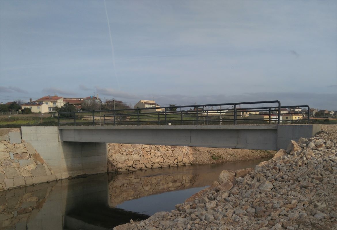 CONSTRUÇÃO DO PONTÃO DE PORTO DE VACAS EM ESTARREJA