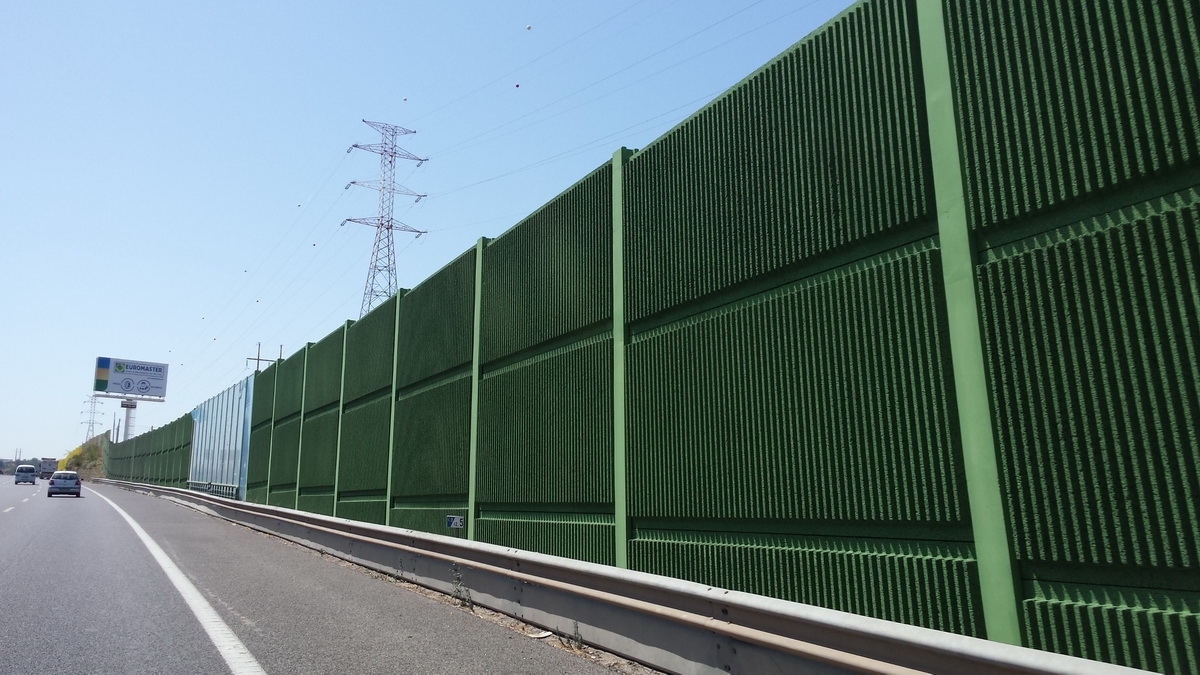 MAIS 8.800M2 DE BARREIRAS ACÚSTICAS, AGORA NA A1 – AUTO-ESTRADA DO NORTE – SANTA IRIA DA AZÓIA/ ALVERCA