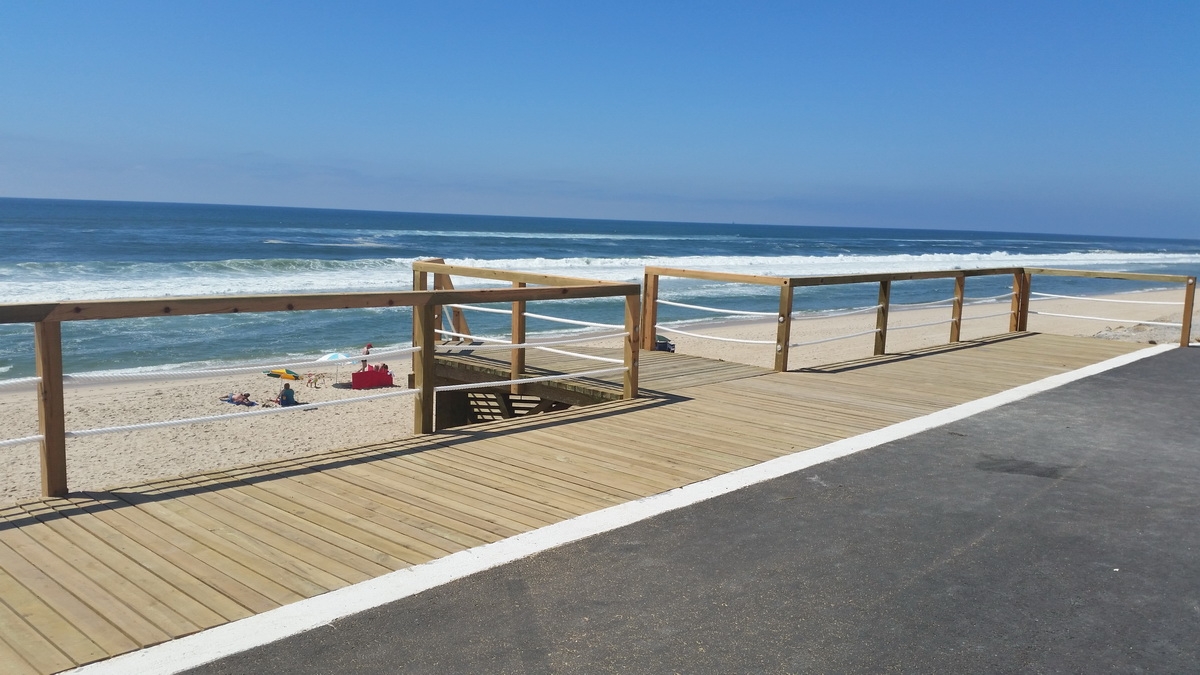 REQUALIFICATION DE LA CÔTE MARITIME ENTRE LA PLAGE DA VAGUEIRA ET LA PLAGE DU LABREGO