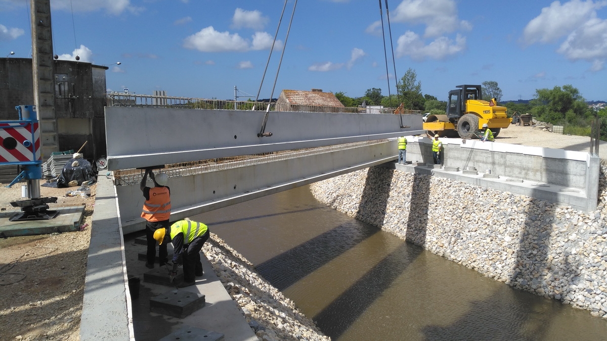 CONCEPTION / CONSTRUCTION D’UN PONTON À FIGUEIRA DA FOZ