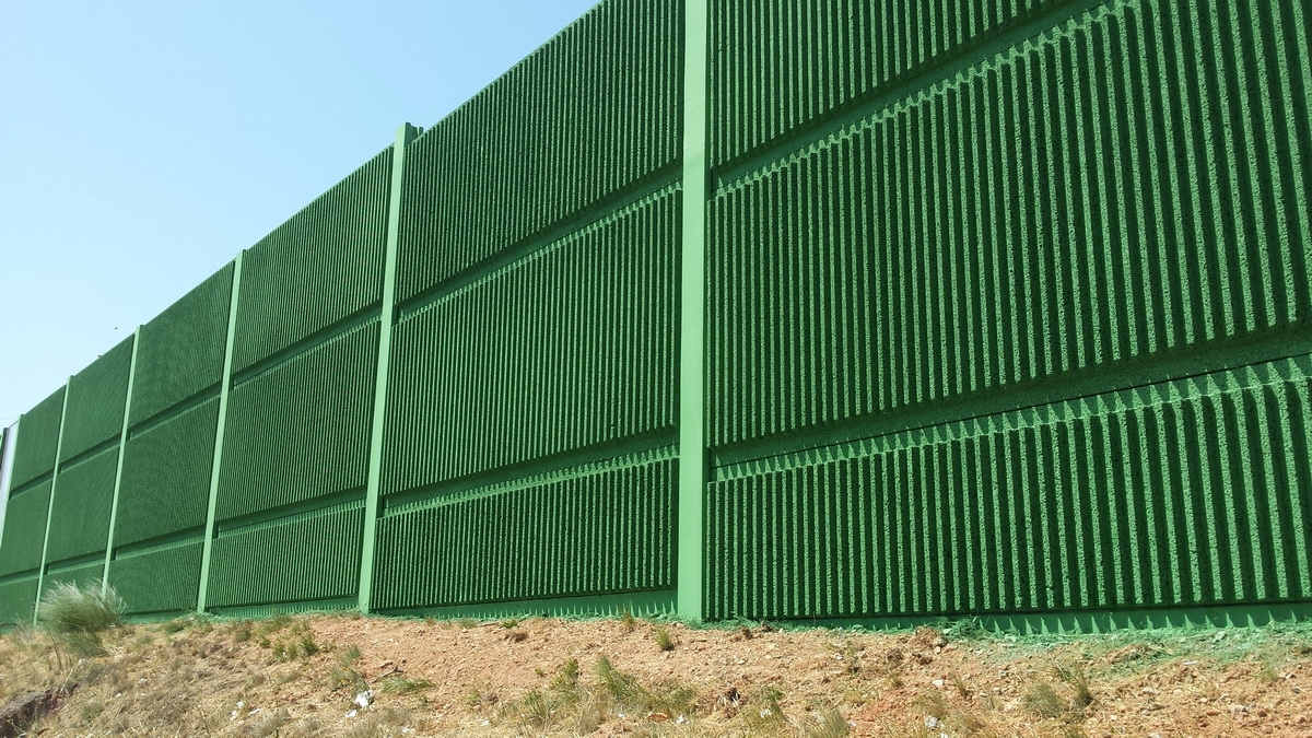 MAIS 8.800M2 DE BARREIRAS ACÚSTICAS, AGORA NA A1 – AUTO-ESTRADA DO NORTE – SANTA IRIA DA AZÓIA/ ALVERCA