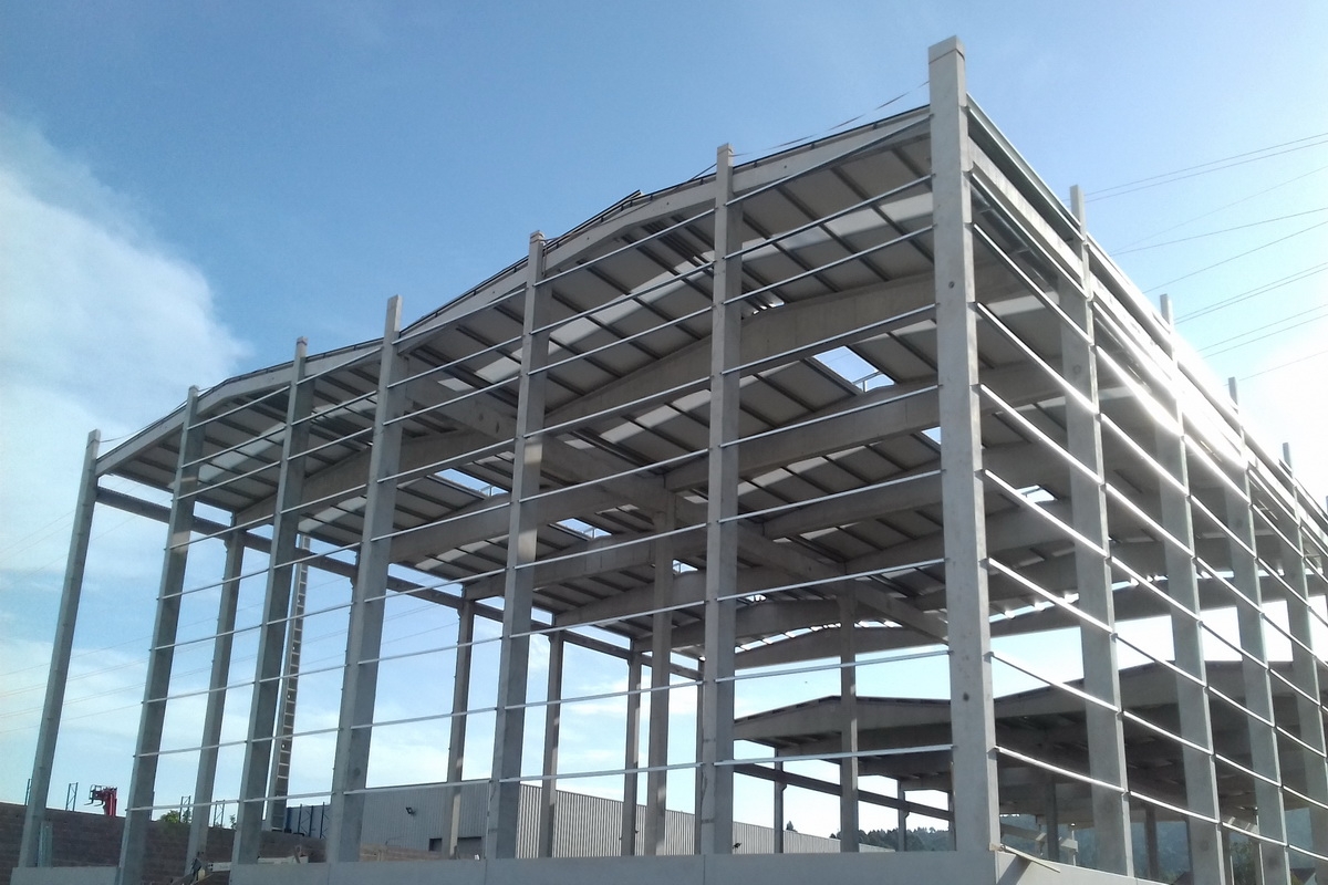 CONCRETE PRECAST STRUCTURE – INDUSTRIAL PAVILION – LACOVIANA