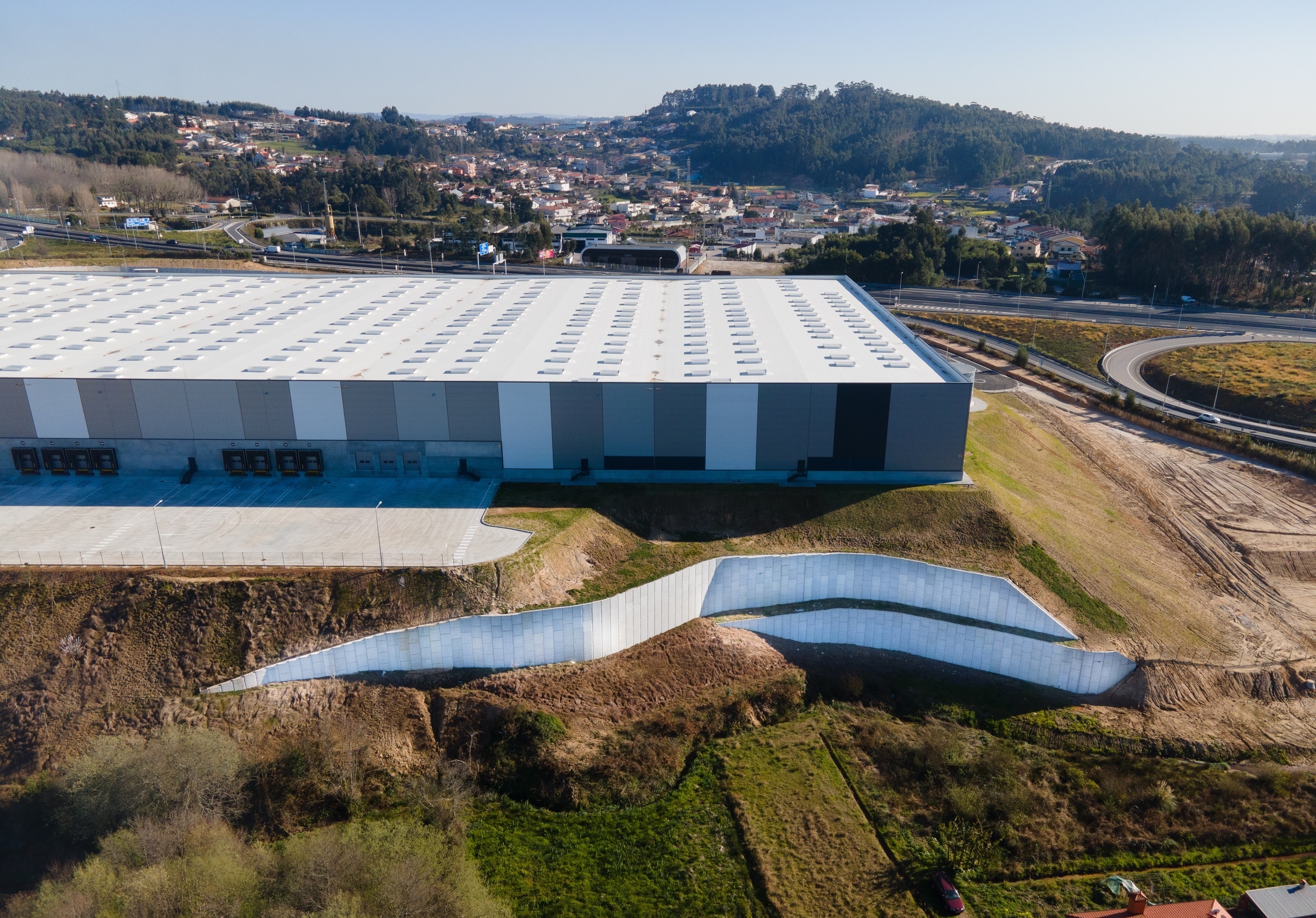 SOLUÇÕES DE CONTENÇÃO FARCIMAR, S.A. NO VGP PARK SANTA MARIA DA FEIRA 