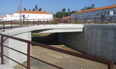 PONTE DE ACESSO À ESCOLA EB1.2 DE ALBERGARIA-A-VELHA