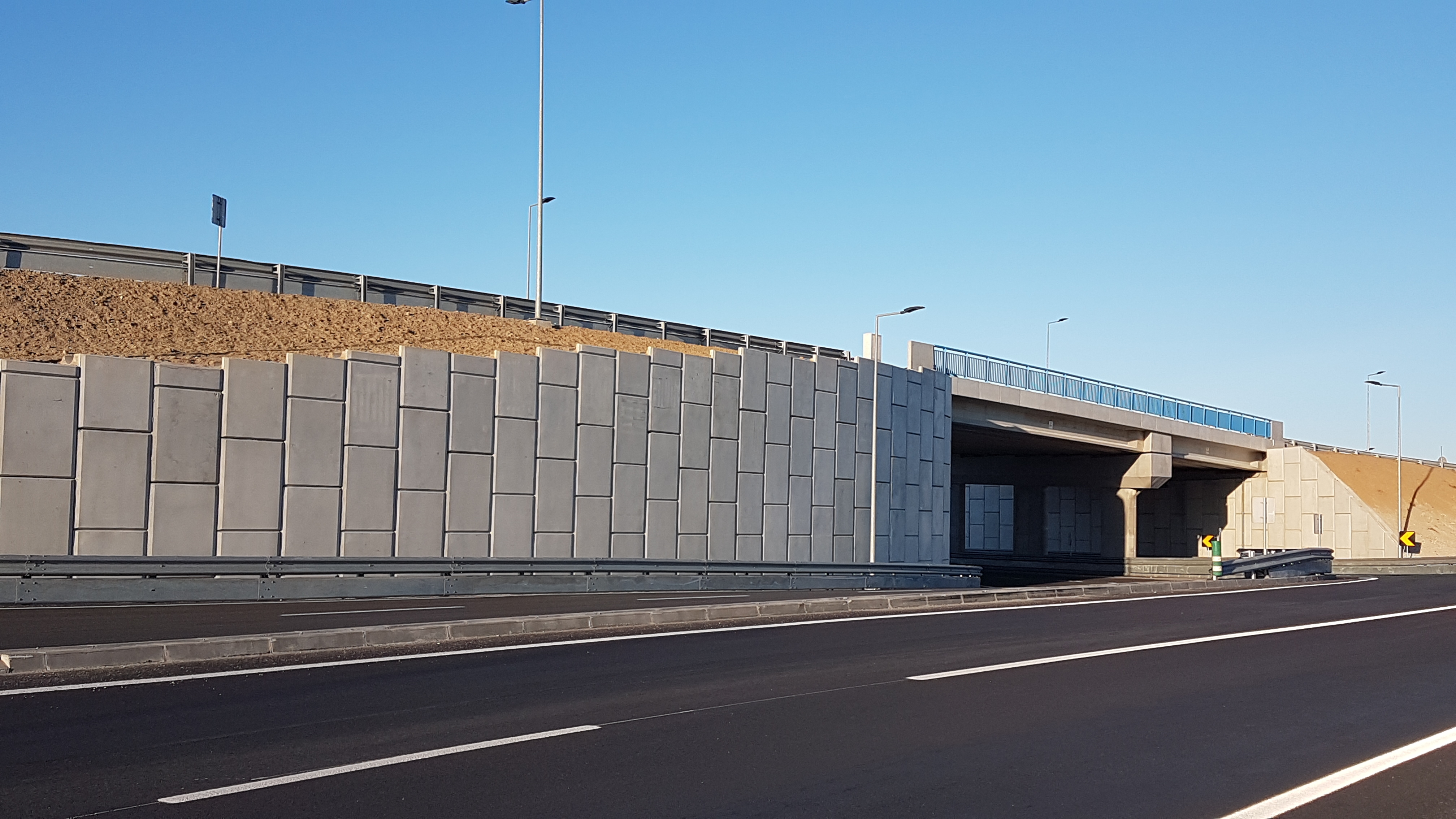 REMODELLING THE BARRA ROUNDABOUT IN ÍLHAVO - ART WORK