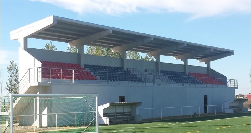 BANCADA NO SINTÉTICO 2 DO COMPLEXO DESPORTIVO FERNANDO MAMEDE, EM BEJA